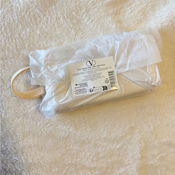VALENTINO BEAUTY Small Ivory Pouch Wristlet Clutch Makeup bag - Picture 5 of 5